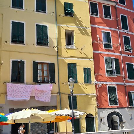 Vicolo Apartment, Pedestrian Centre, 2Bdr, 2,5 Bth, Aircondo, Private Parking, Easy To Train And Ferries, City Life La Spezia Exteriör bild