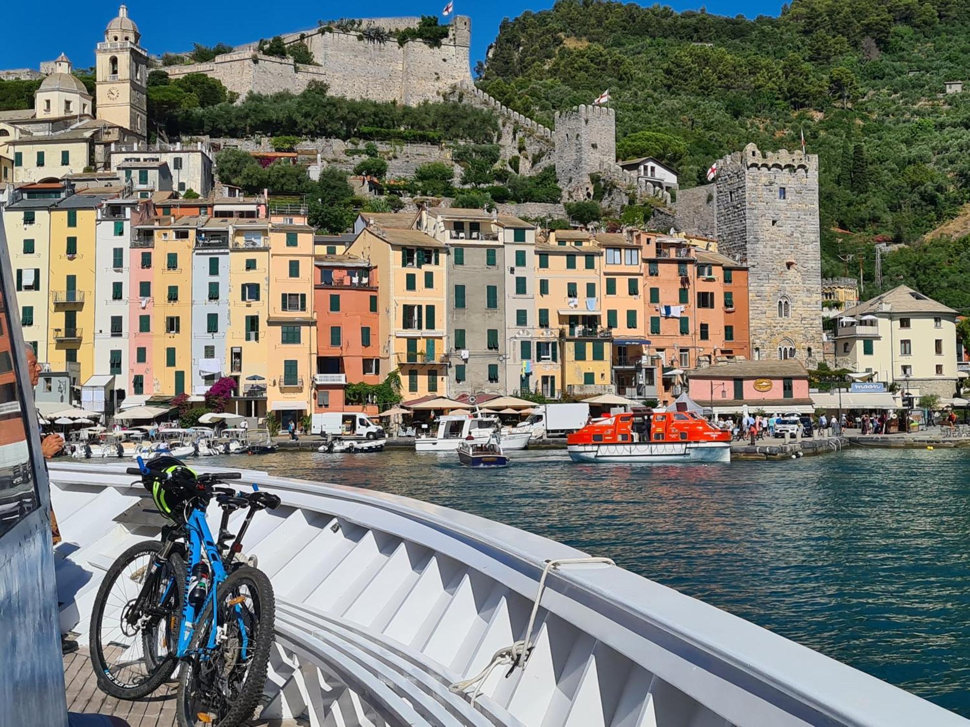Vicolo Apartment, Pedestrian Centre, 2Bdr, 2,5 Bth, Aircondo, Private Parking, Easy To Train And Ferries, City Life La Spezia Exteriör bild