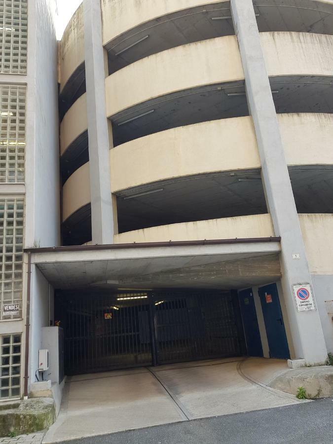 Vicolo Apartment, Pedestrian Centre, 2Bdr, 2,5 Bth, Aircondo, Private Parking, Easy To Train And Ferries, City Life La Spezia Exteriör bild