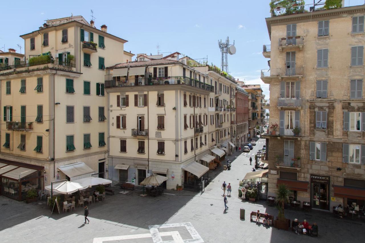 Vicolo Apartment, Pedestrian Centre, 2Bdr, 2,5 Bth, Aircondo, Private Parking, Easy To Train And Ferries, City Life La Spezia Exteriör bild